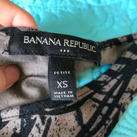 Banana republic romper - Picture 4 of 6